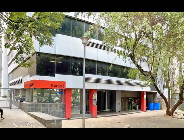 107M² OFFICE FOR SALE IN ROSEBANK